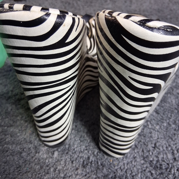 Zebra Print Wedge Sandals - Picture 3 of 3